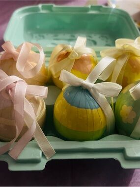 Avon Pastel Easter Egg Ornaments in Yellow, Mint & Pink
